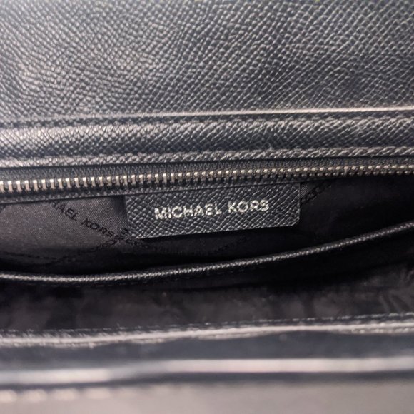 Michael Kors Handbag - Picture 9 of 10